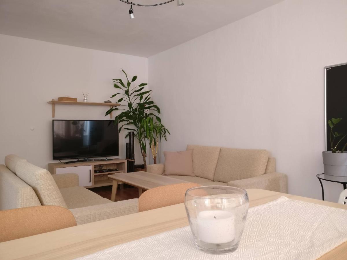Invalidovna Apartment Prag Eksteriør billede