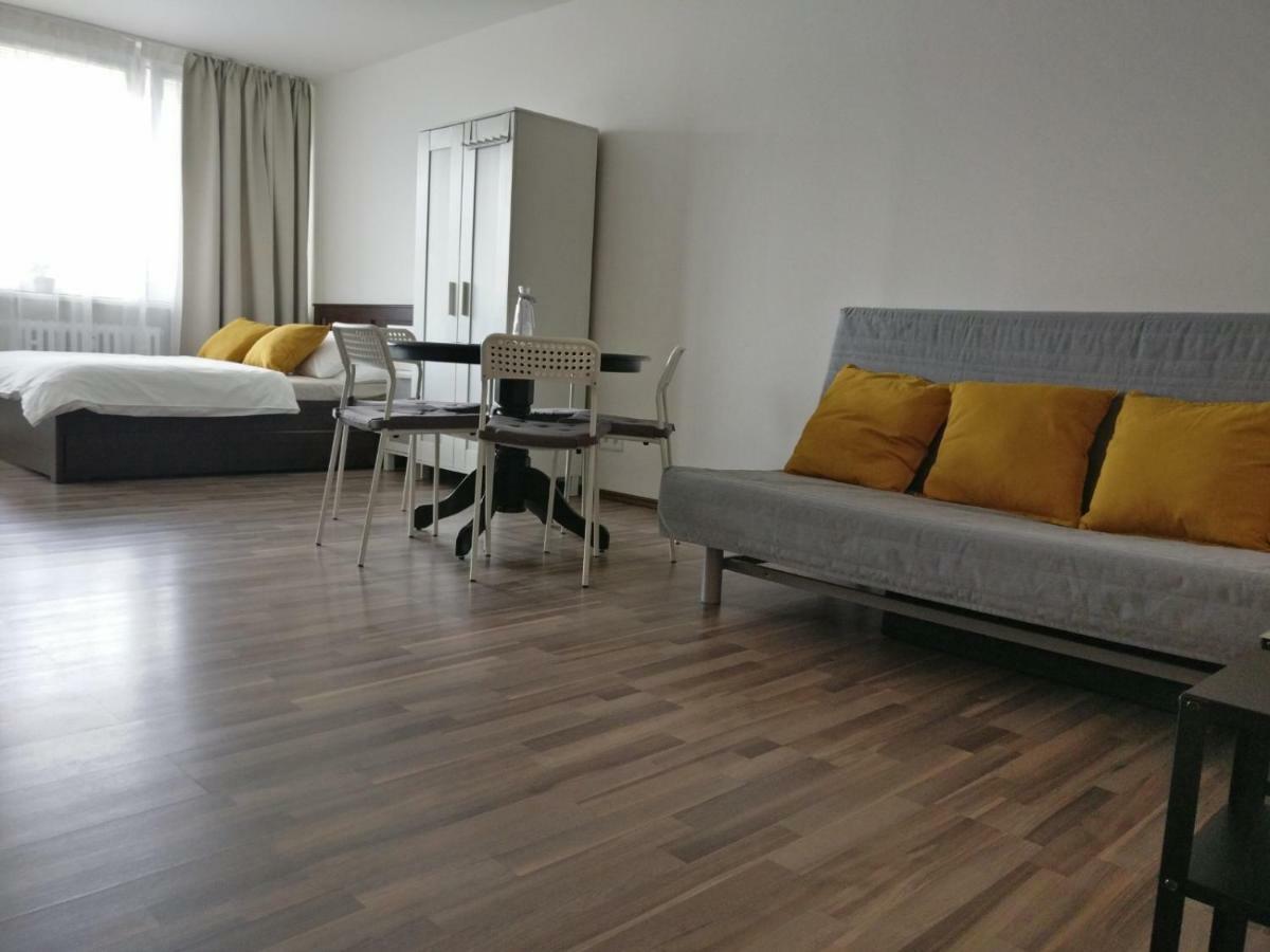 Invalidovna Apartment Prag Eksteriør billede