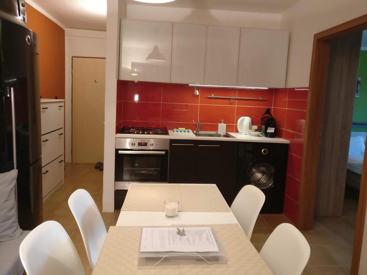 Invalidovna Apartment Prag Eksteriør billede
