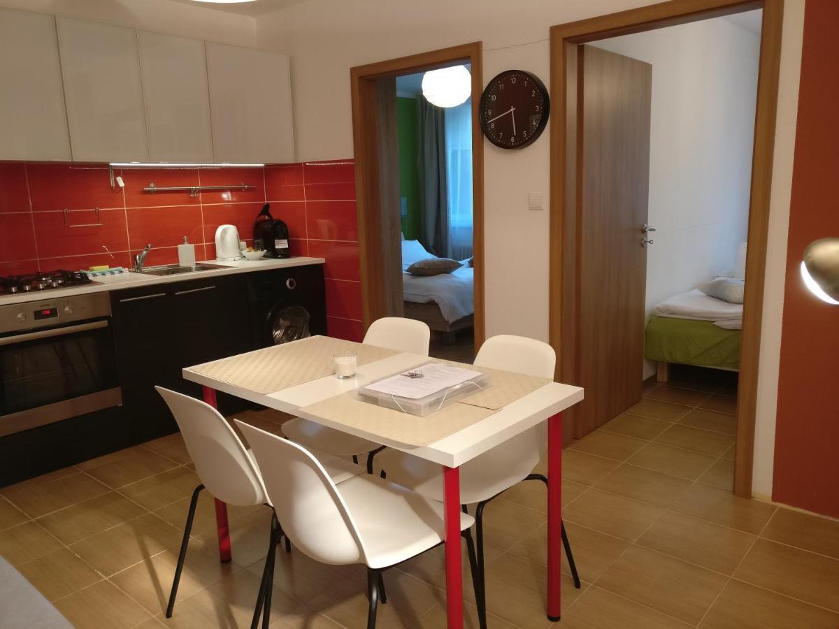 Invalidovna Apartment Prag Eksteriør billede
